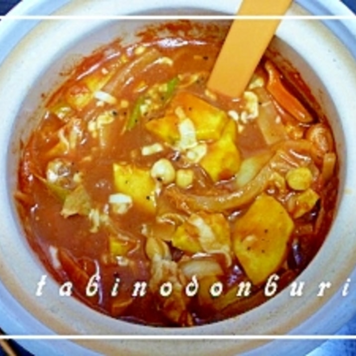 コクがあって美味しい トマトカレー鍋